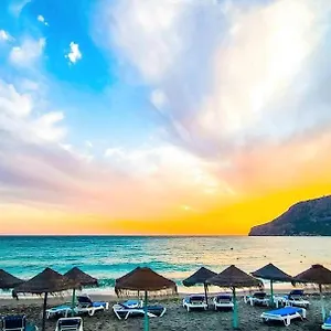 Rosalia Playa San Cristobal Wifi Netflix Apartamento